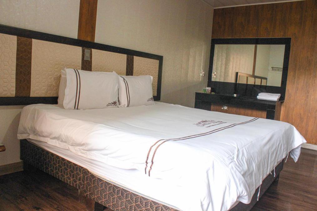 Hotel Castillo Resort San Gil Kültér fotó